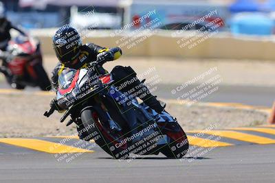 media/Oct-09-2022-SoCal Trackdays (Sun) [[95640aeeb6]]/Turn 2 (1110am)/